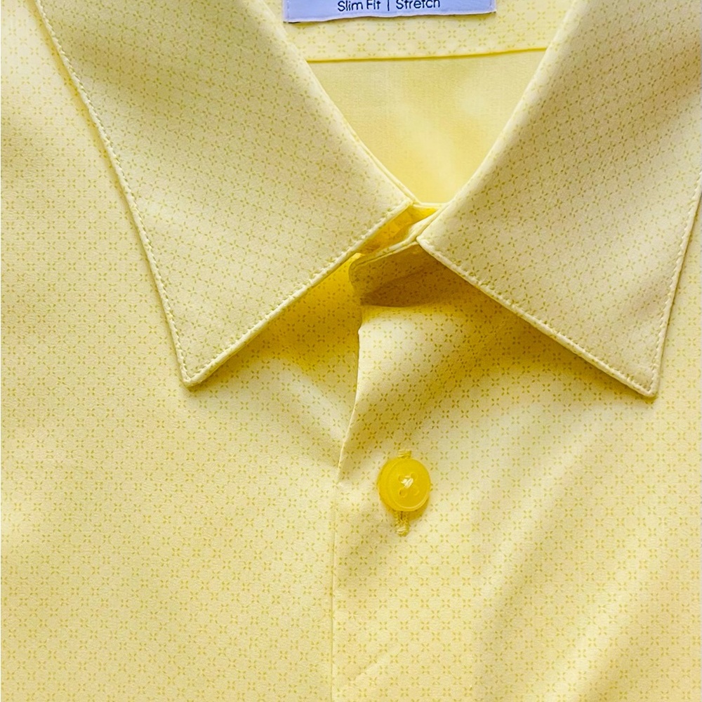 Calvin Klein Men’s Classic Yellow Button Down Long Sleeve slim fit shirt.